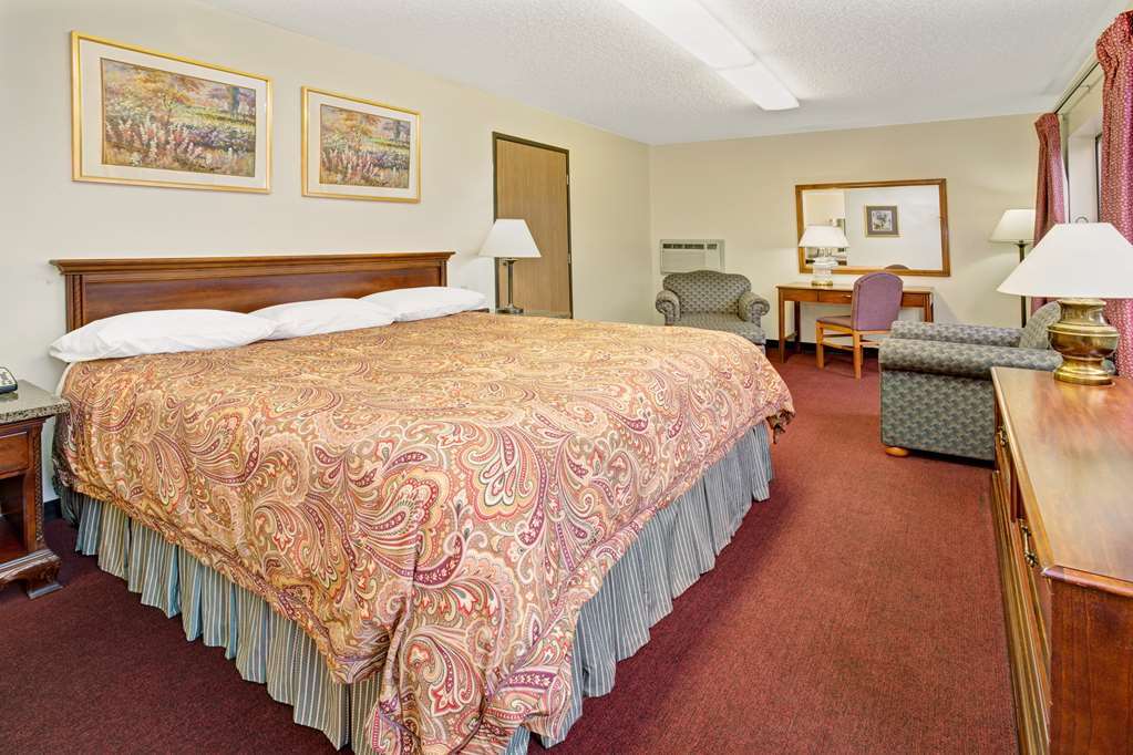 Отель Super 8 By Wyndham Longmont/Twin Peaks Номер фото